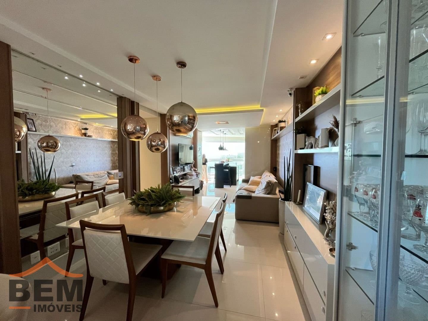 Apartamento para Venda com 3 quartos e 150m² no bairro Praia Brava, em Itajaí