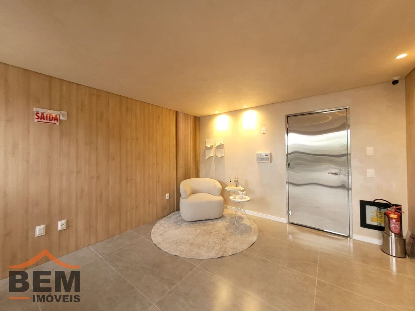 Apartamento para Locação com 3 quartos e 71m² no bairro Vila Operária, em Itajaí