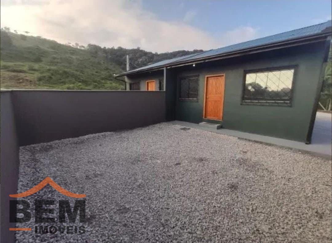 Casa para Venda com 8 quartos e 240m² no bairro Itaipava, em Itajaí