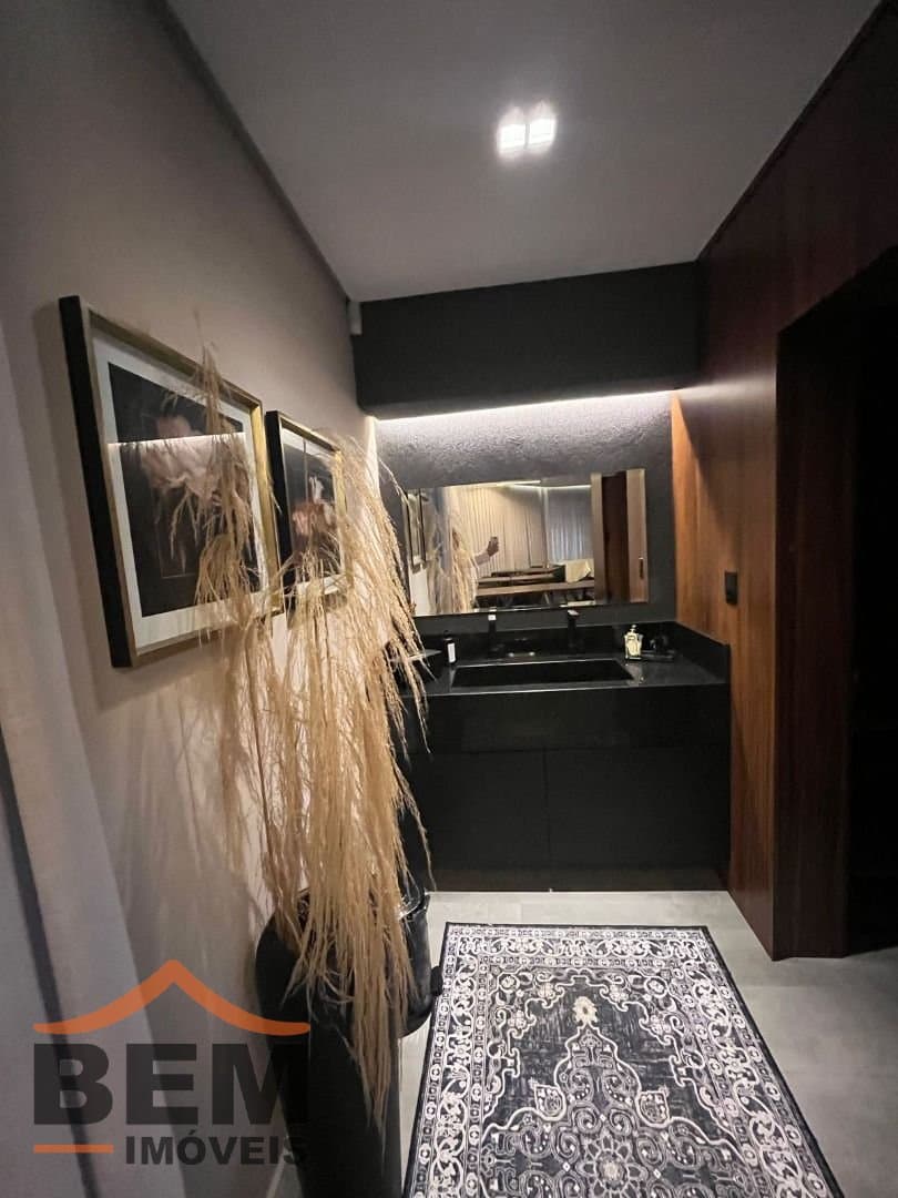 Casa comercial para Locação com 5 quartos e 420m² no bairro Praia Brava, em Itajaí