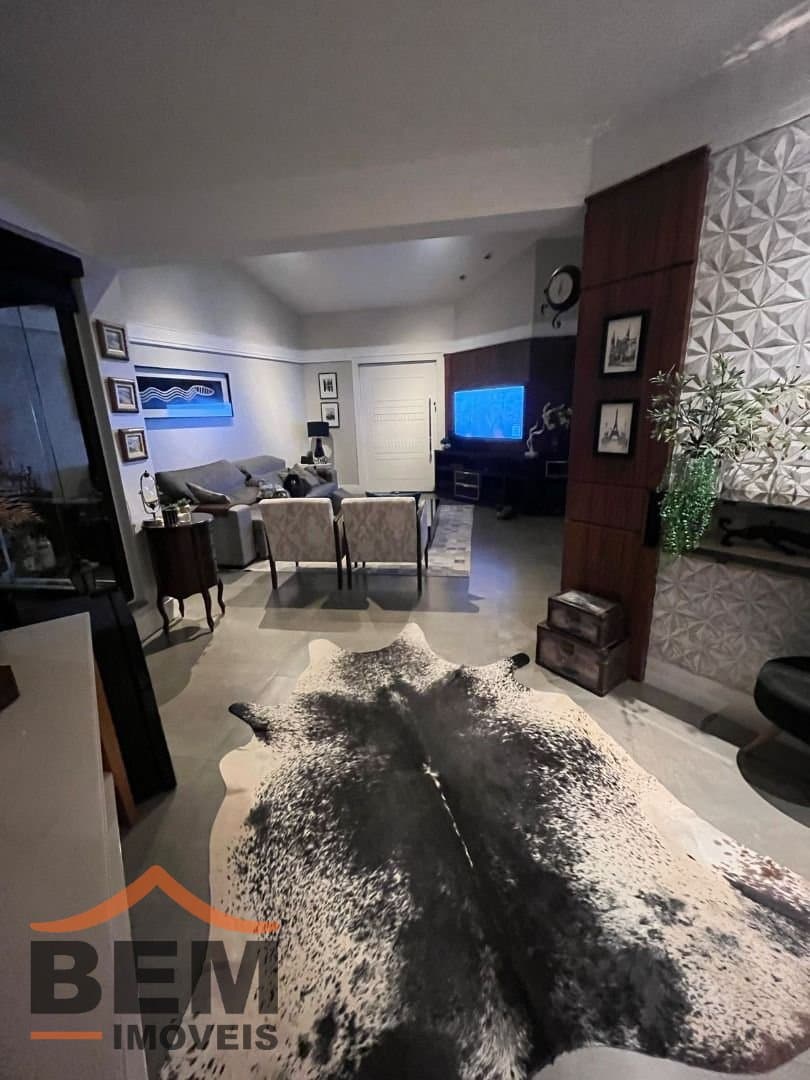Casa comercial para Locação com 5 quartos e 420m² no bairro Praia Brava, em Itajaí