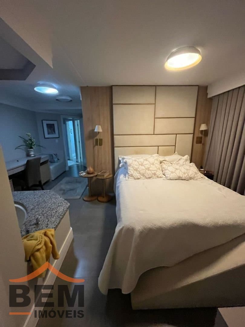 Casa comercial para Locação com 5 quartos e 420m² no bairro Praia Brava, em Itajaí