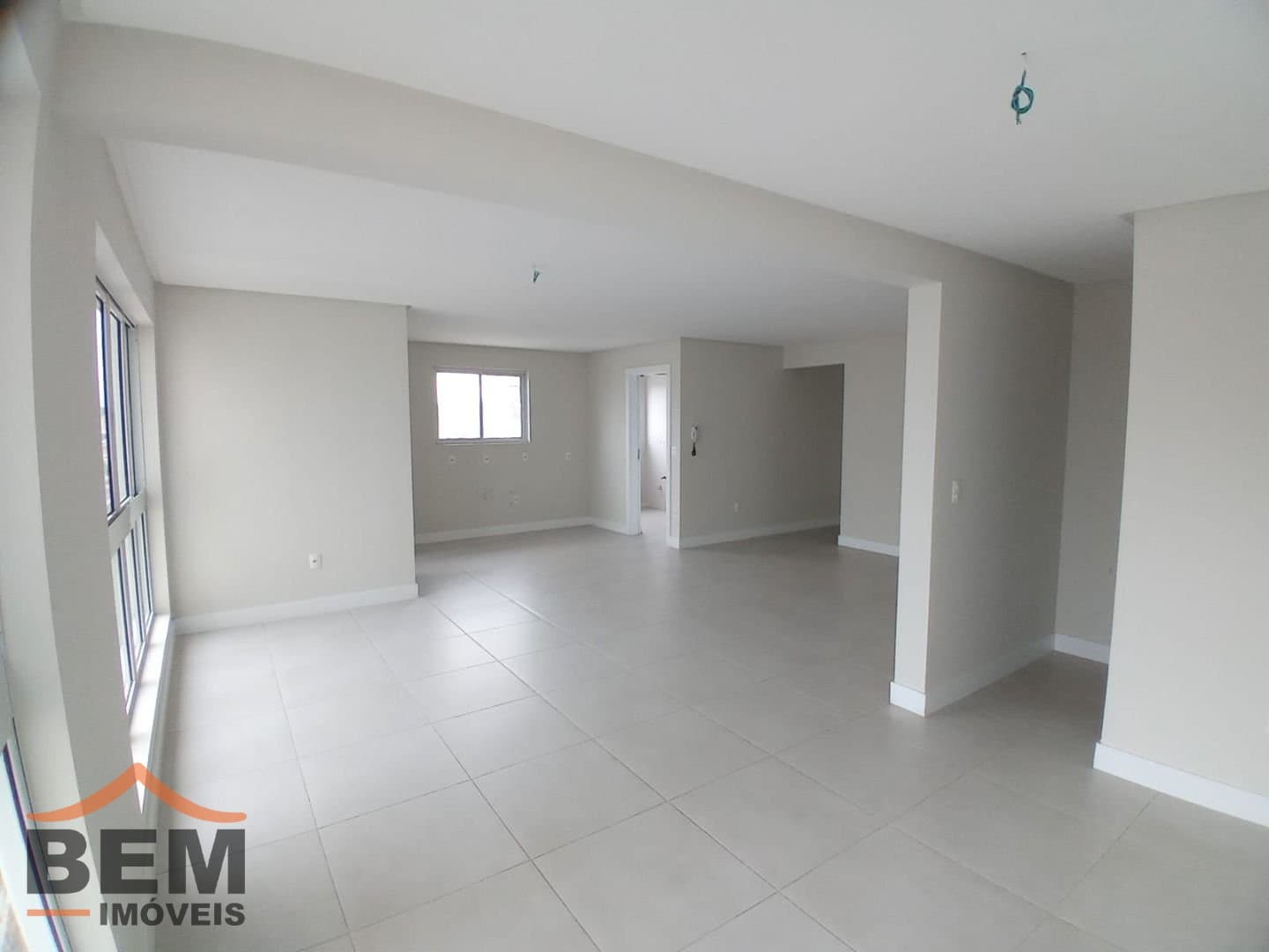 Apartamento para Venda com 2 quartos e 93m² no bairro Centro, em Balneário Camboriú