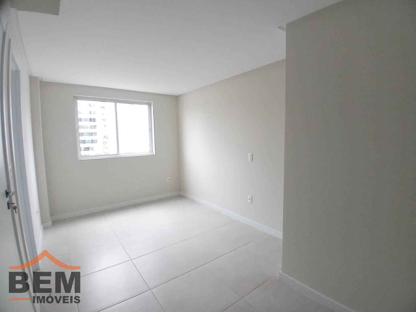 Apartamento para Venda com 2 quartos e 93m² no bairro Centro, em Balneário Camboriú
