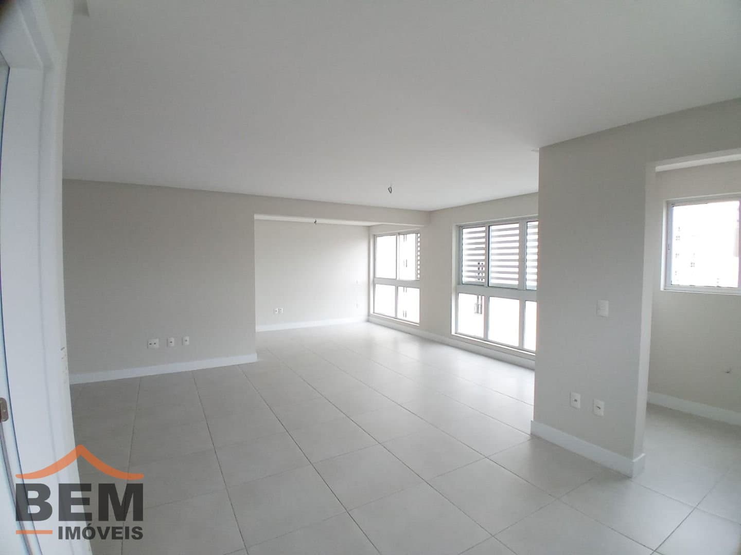 Apartamento para Venda com 2 quartos e 93m² no bairro Centro, em Balneário Camboriú