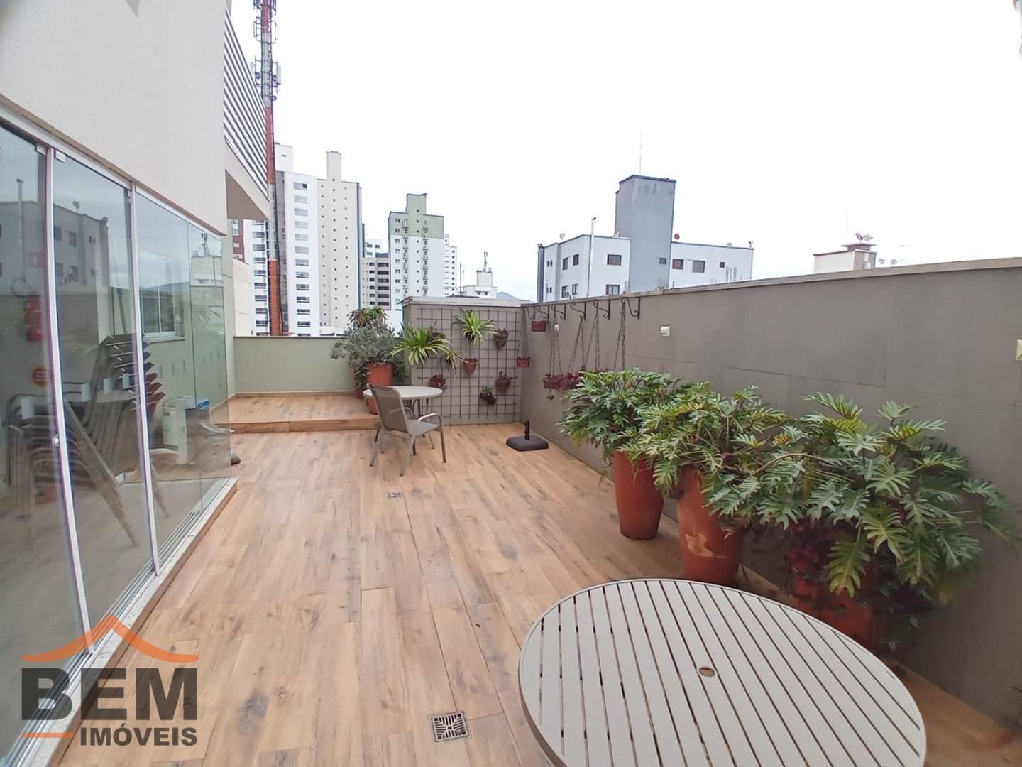 Apartamento para Venda com 2 quartos e 93m² no bairro Centro, em Balneário Camboriú