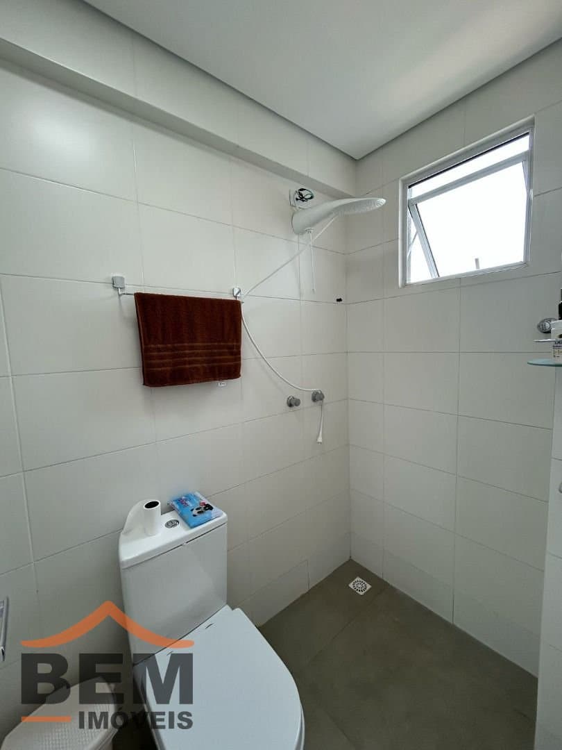 Apartamento para Venda com 2 quartos e 65m² no bairro Vila Operária, em Itajaí