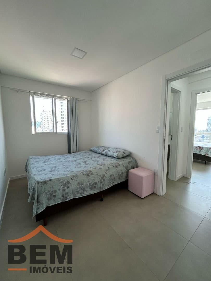 Apartamento para Venda com 2 quartos e 65m² no bairro Vila Operária, em Itajaí