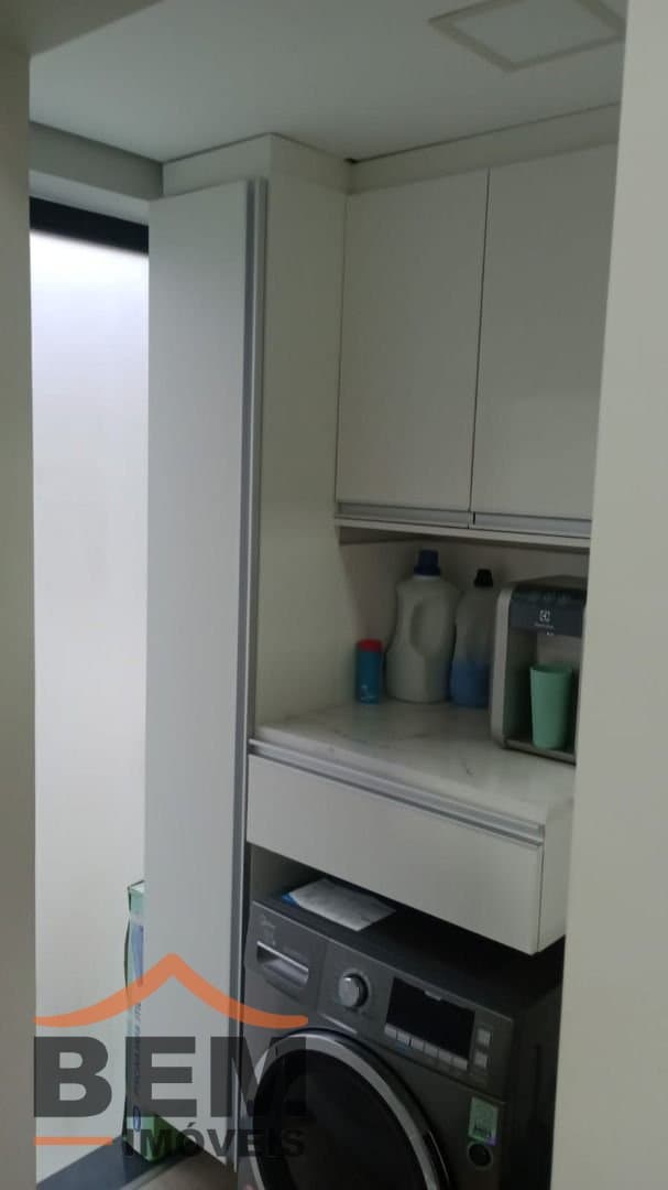 Casa para Venda com 2 quartos e 75m² no bairro Centro, em Ilhota