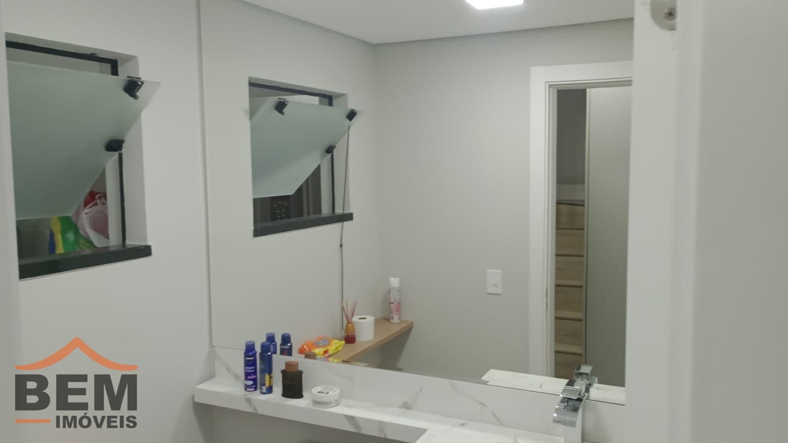 Casa para Venda com 2 quartos e 75m² no bairro Centro, em Ilhota