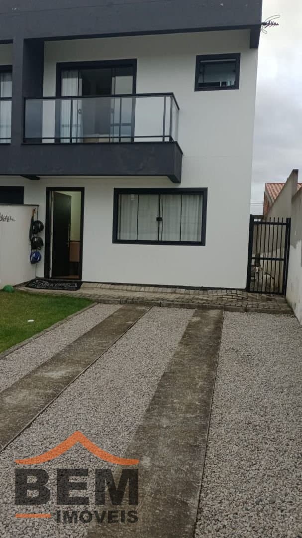 Casa para Venda com 2 quartos e 75m² no bairro Centro, em Ilhota