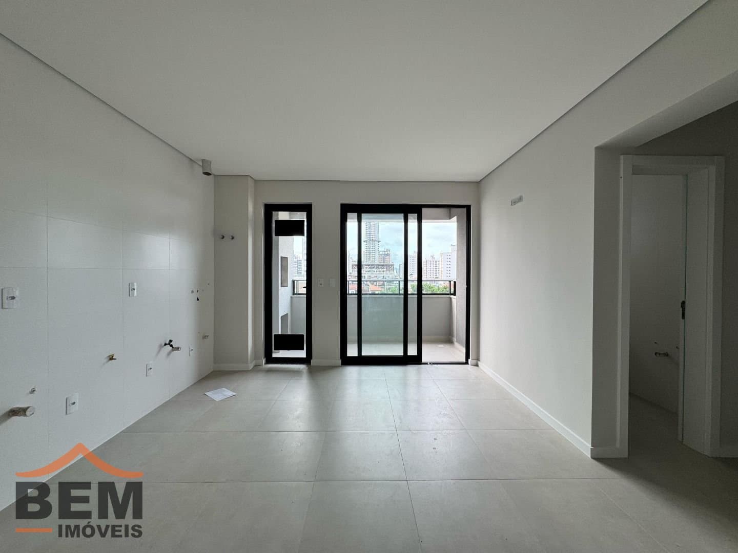 Apartamento para Venda com 3 quartos e 79m² no bairro Dom Bosco, em Itajaí