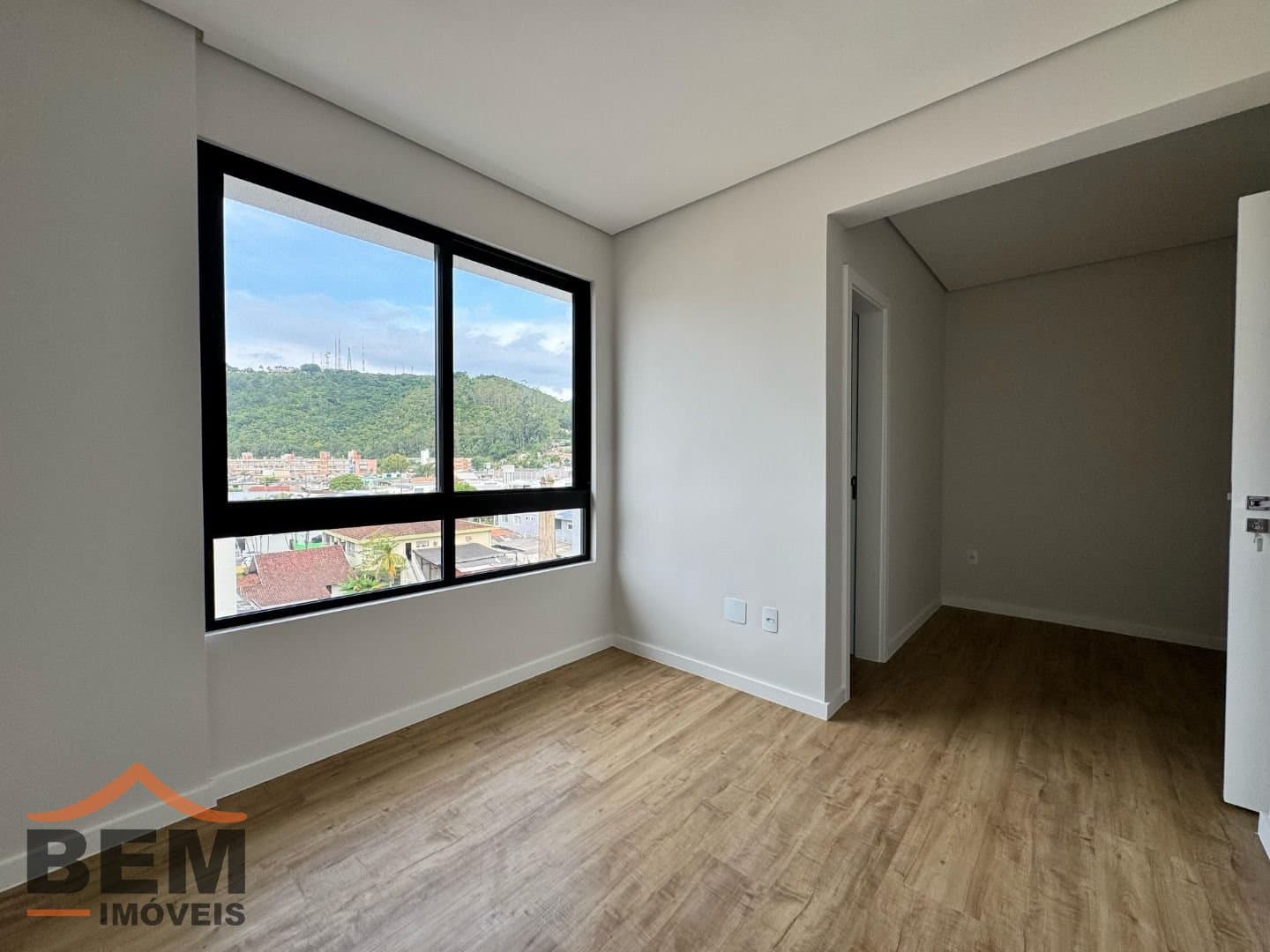 Apartamento para Venda com 3 quartos e 79m² no bairro Dom Bosco, em Itajaí