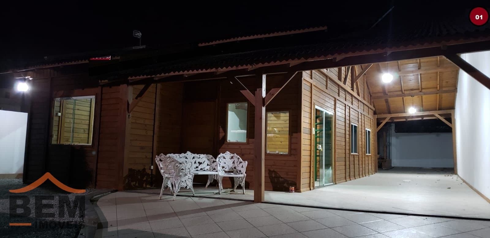 Casa para Venda com 3 quartos e 180m² no bairro Centro, em Camboriú