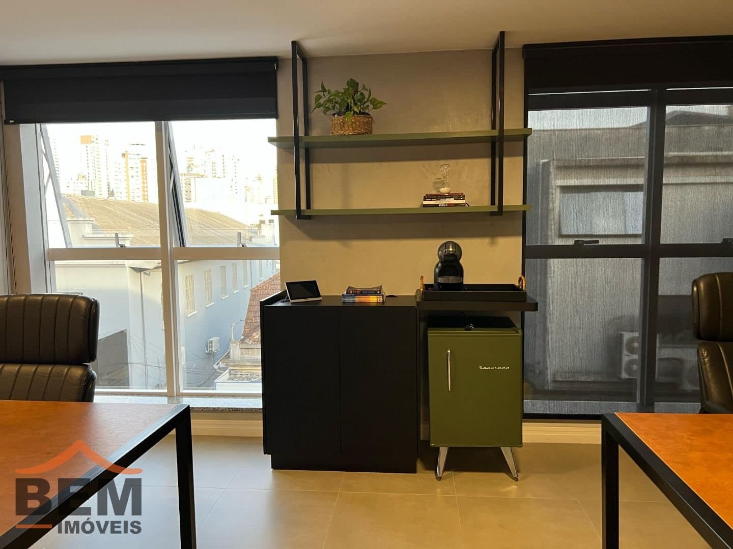 Salas/Conjuntos para Locação com 30m² no bairro Centro, em Itajaí