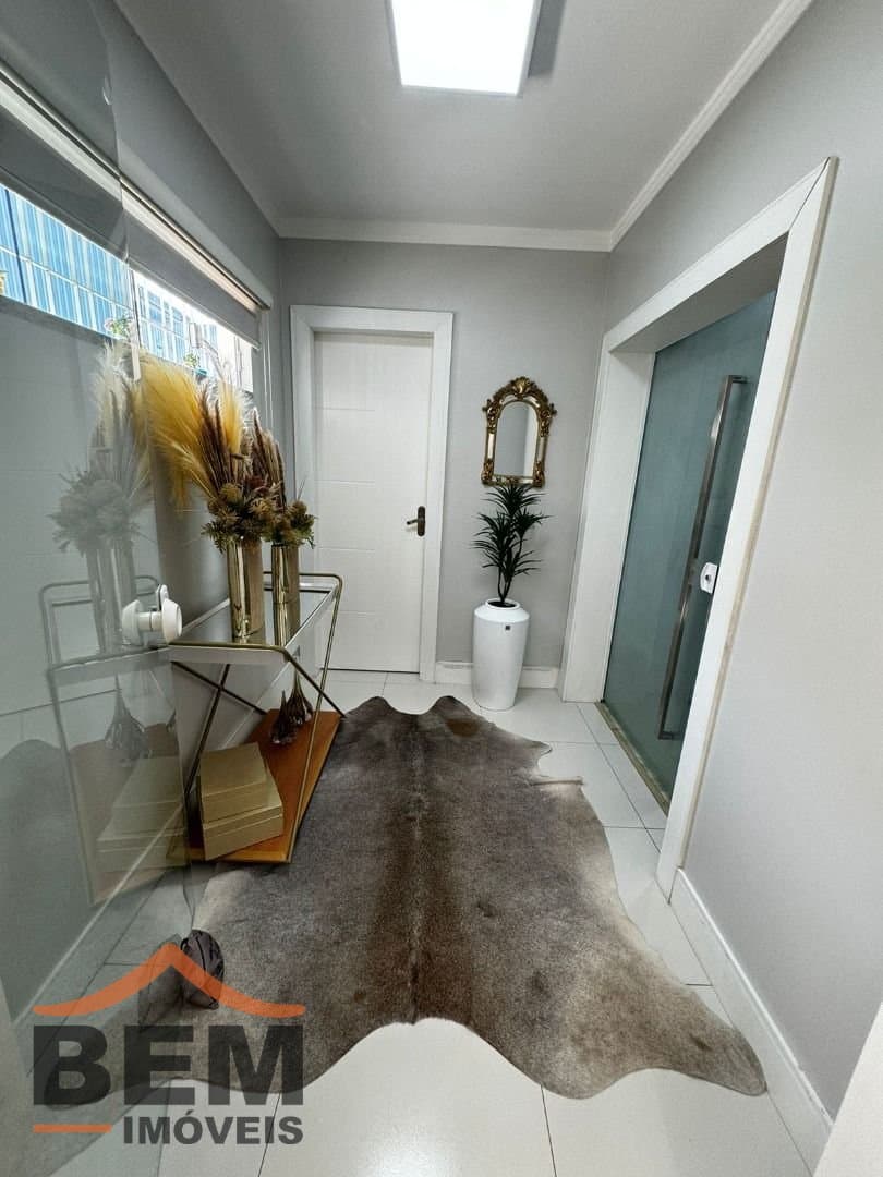 Casa para Venda com 3 quartos e 220m² no bairro Itaipava, em Itajaí