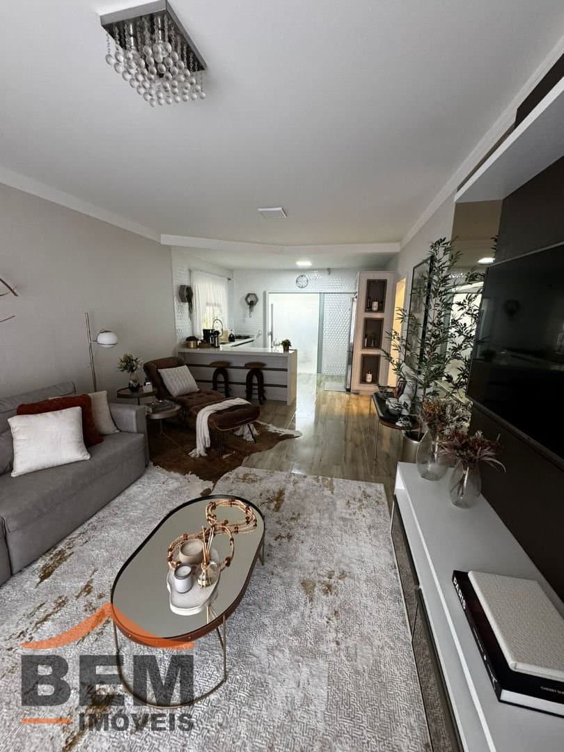 Casa para Venda com 3 quartos e 220m² no bairro Itaipava, em Itajaí