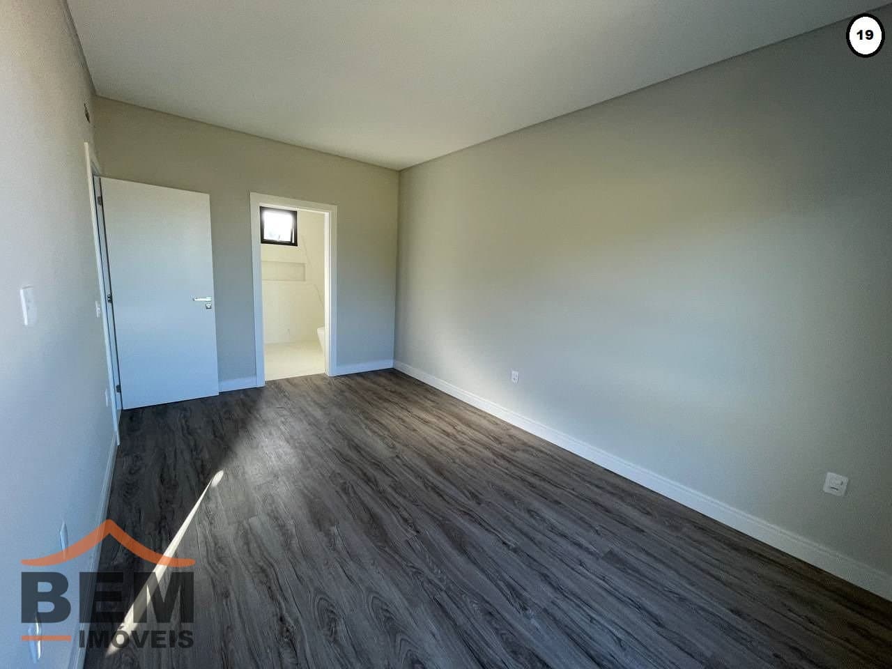 Casa para Venda com 3 quartos e 145m² no bairro Areias, em Camboriú