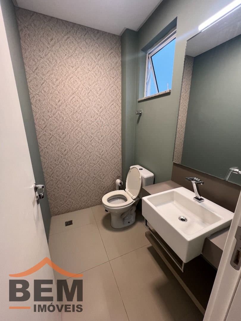 Casa para Venda com 3 quartos e 116m² no bairro Nova Esperança, em Balneário Camboriú