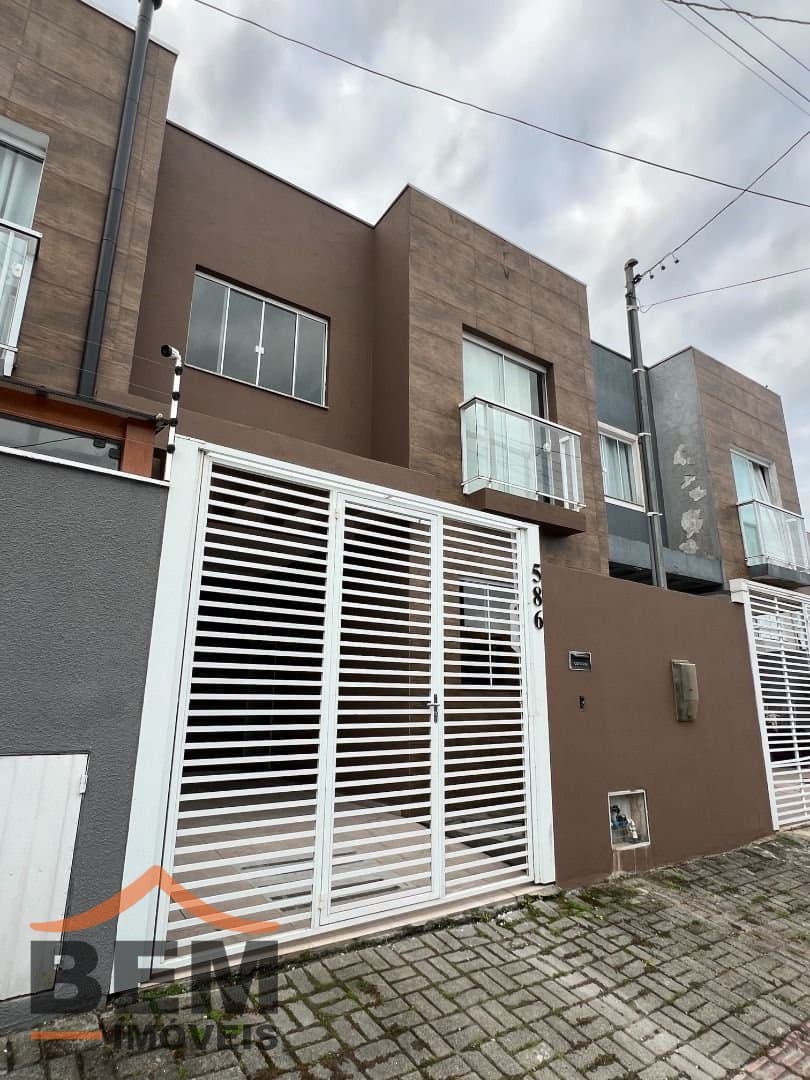 Casa para Venda com 3 quartos e 116m² no bairro Nova Esperança, em Balneário Camboriú