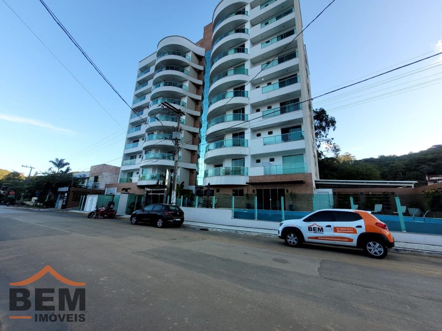 Apartamento para Locação com 5 quartos e 296m² no bairro Cabeçudas, em Itajaí