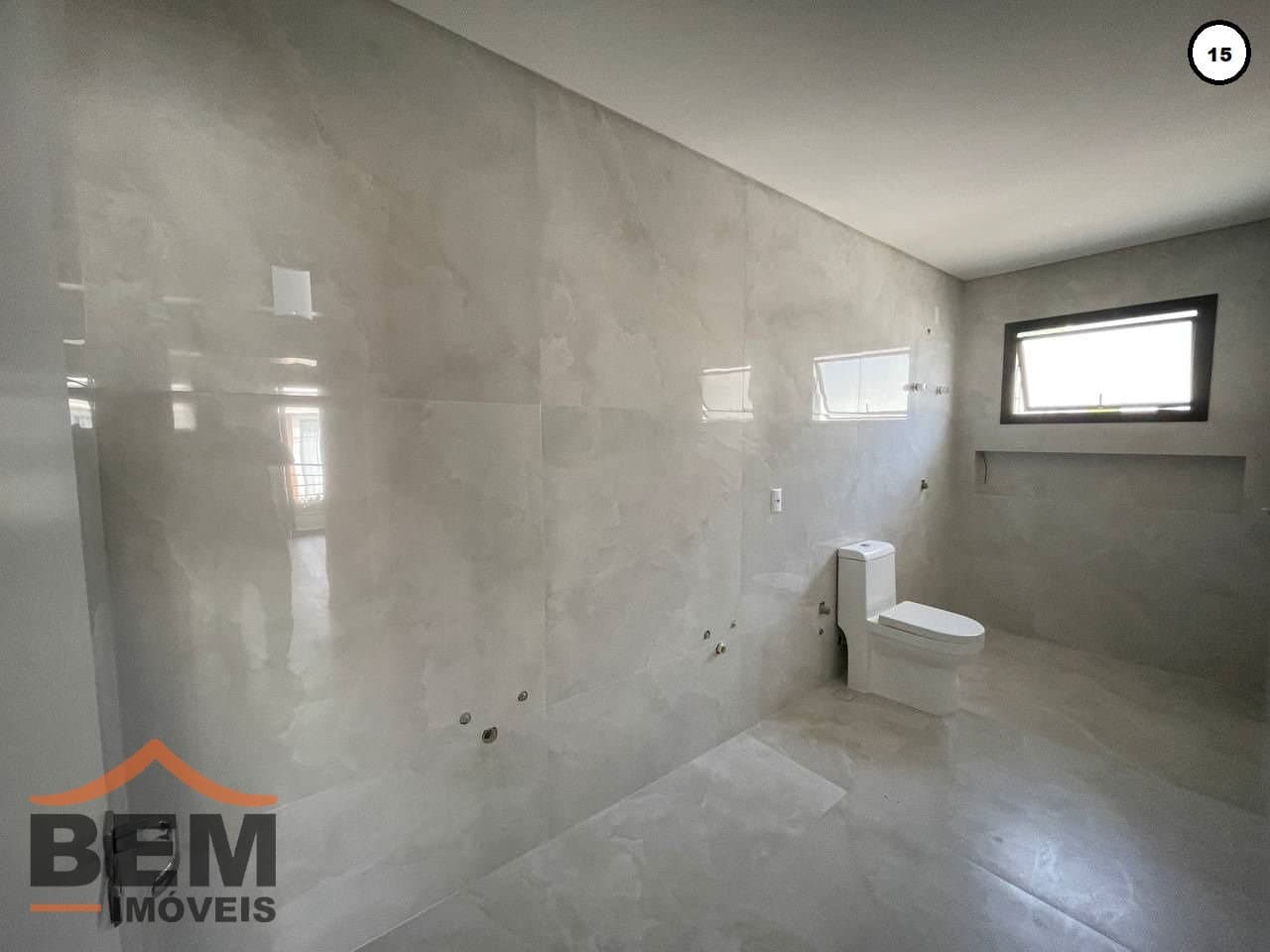 Casa para Venda com 4 quartos e 305m² no bairro Areias, em Camboriú