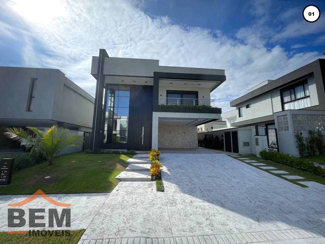 Casa para Venda com 4 quartos e 305m² no bairro Areias, em Camboriú