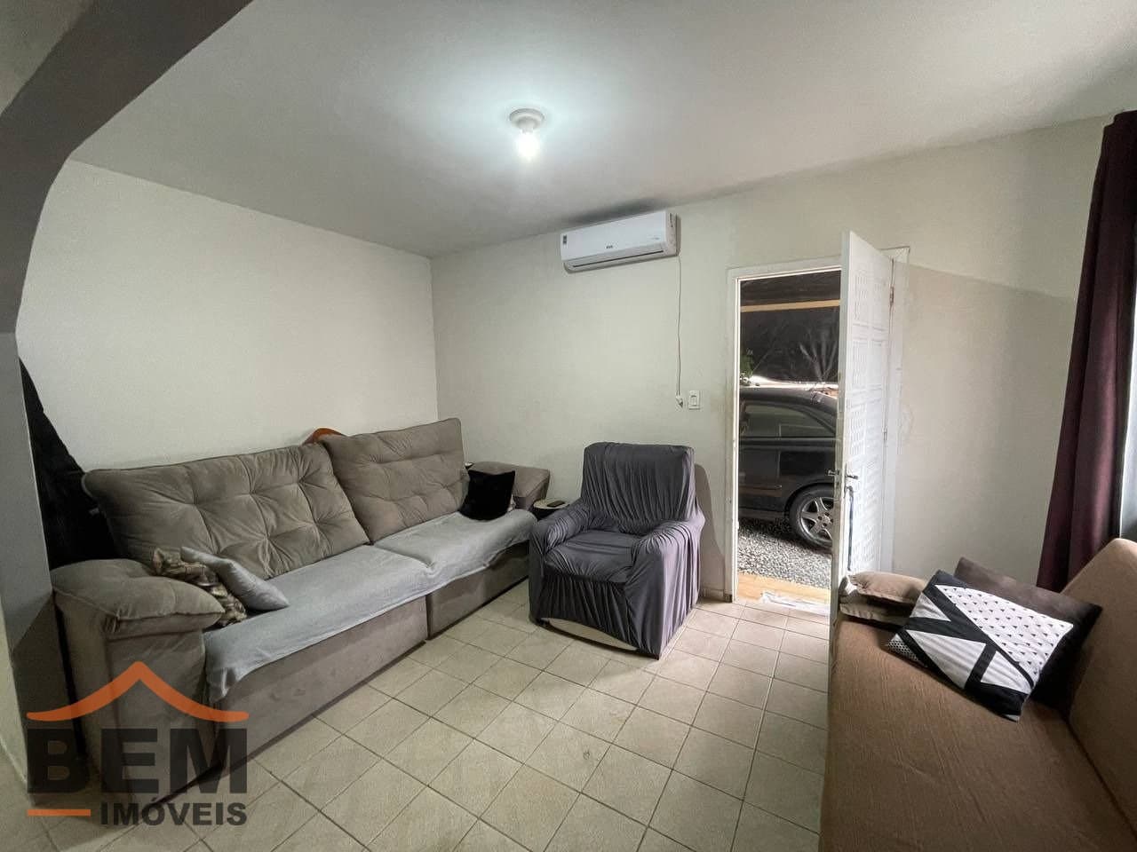 Casa para Venda com 2 quartos e 129m² no bairro Centro, em Camboriú
