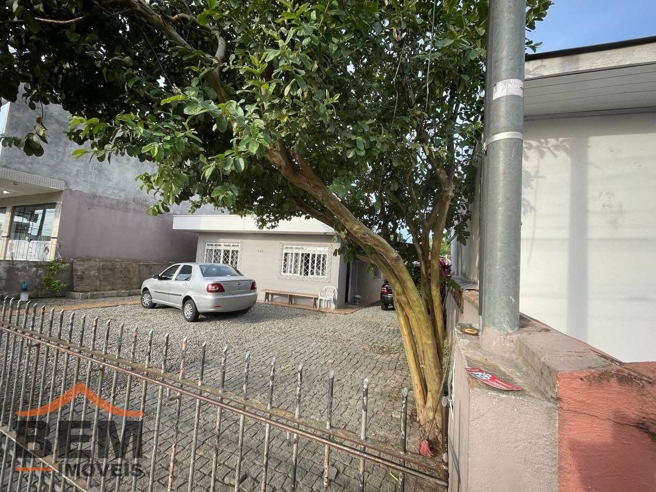 Casa para Venda com 2 quartos e 129m² no bairro Centro, em Camboriú
