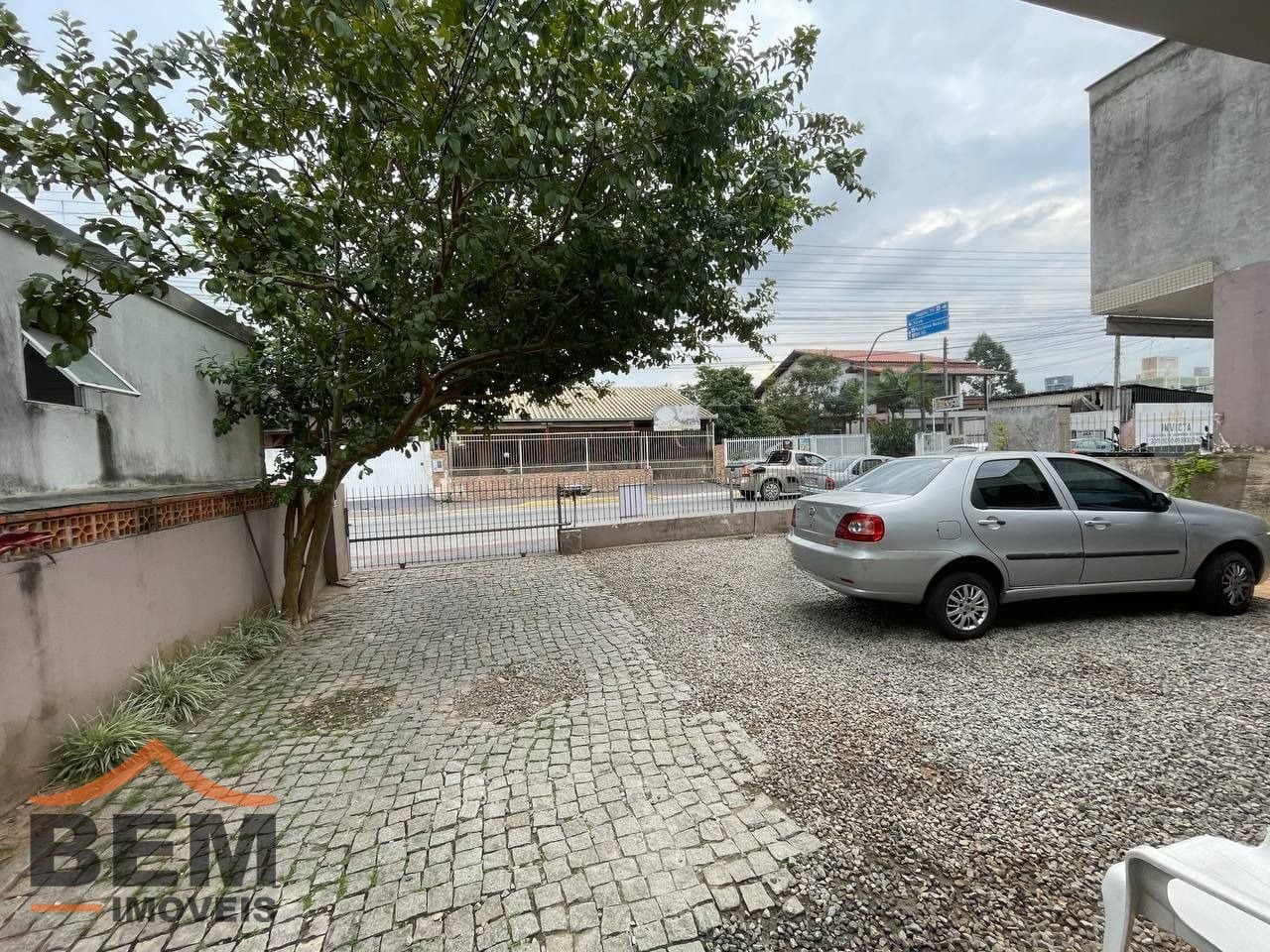 Casa para Venda com 2 quartos e 129m² no bairro Centro, em Camboriú