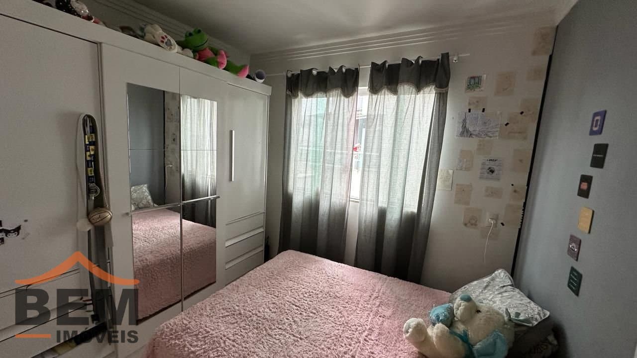 Casa para Venda com 3 quartos e 110m² no bairro Santa Regina, em Camboriú