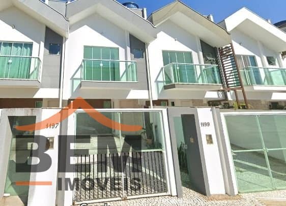 Casa para Venda com 3 quartos e 110m² no bairro Santa Regina, em Camboriú