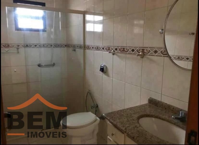Casa para Venda com 3 quartos e 135m² no bairro Centro, em Balneário Camboriú