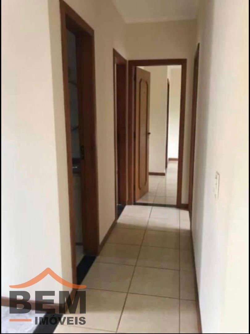 Casa para Venda com 3 quartos e 135m² no bairro Centro, em Balneário Camboriú