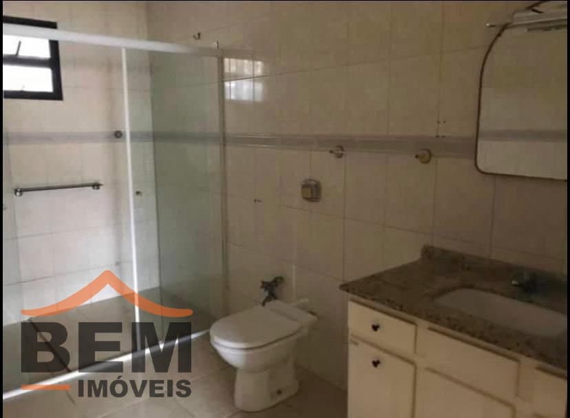 Casa para Venda com 3 quartos e 135m² no bairro Centro, em Balneário Camboriú