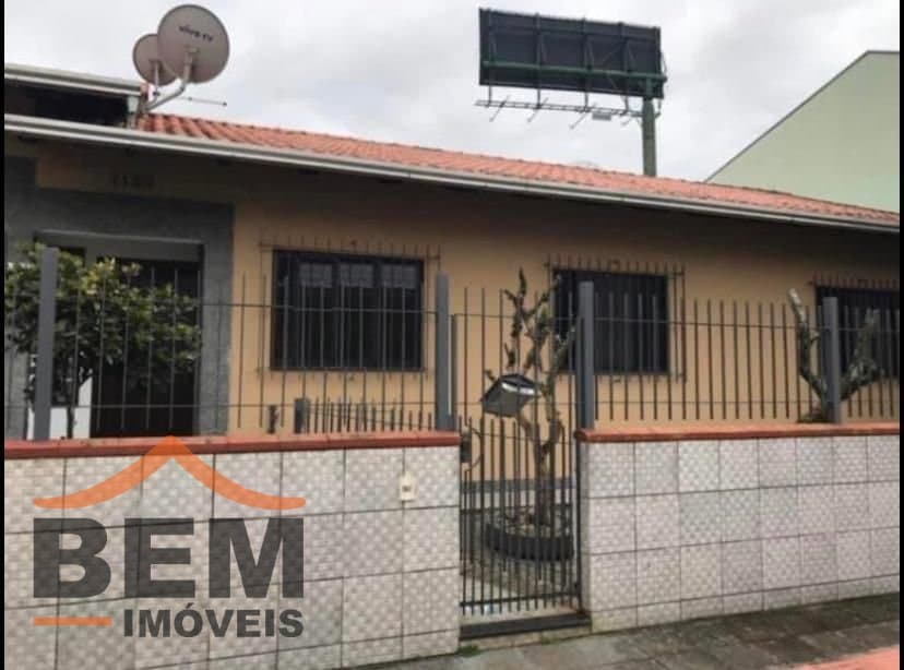 Casa para Venda com 3 quartos e 135m² no bairro Centro, em Balneário Camboriú