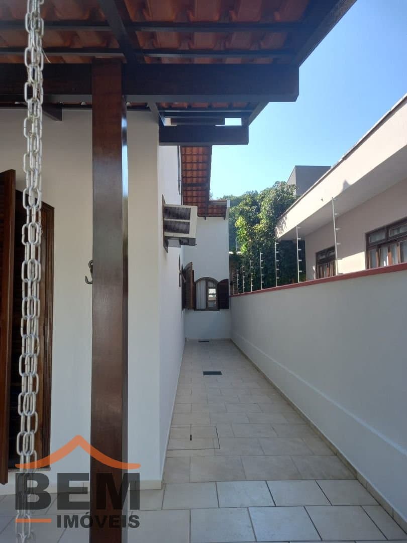 Casa para Venda com 3 quartos e 240m² no bairro Fazenda, em Itajaí