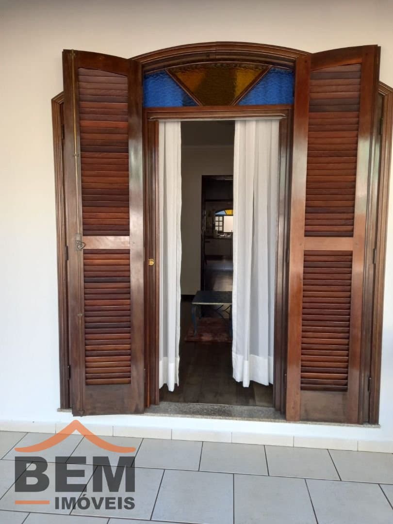 Casa para Venda com 3 quartos e 240m² no bairro Fazenda, em Itajaí