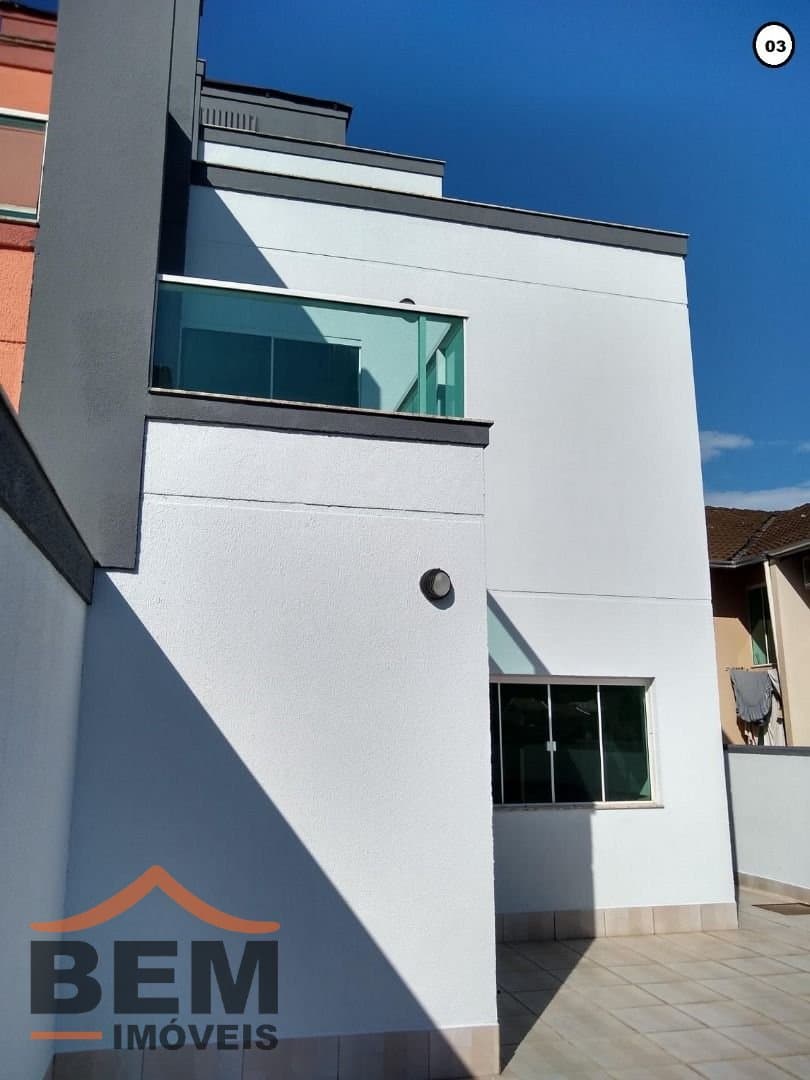 Sobrado para Venda com 3 quartos e 130m² no bairro Aririba, em Balneário Camboriú