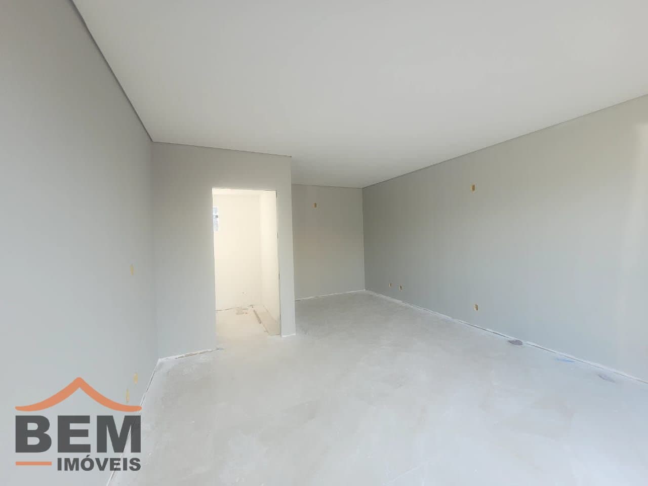 Salas/Conjuntos para Locação com 30m² no bairro Cordeiros, em Itajaí