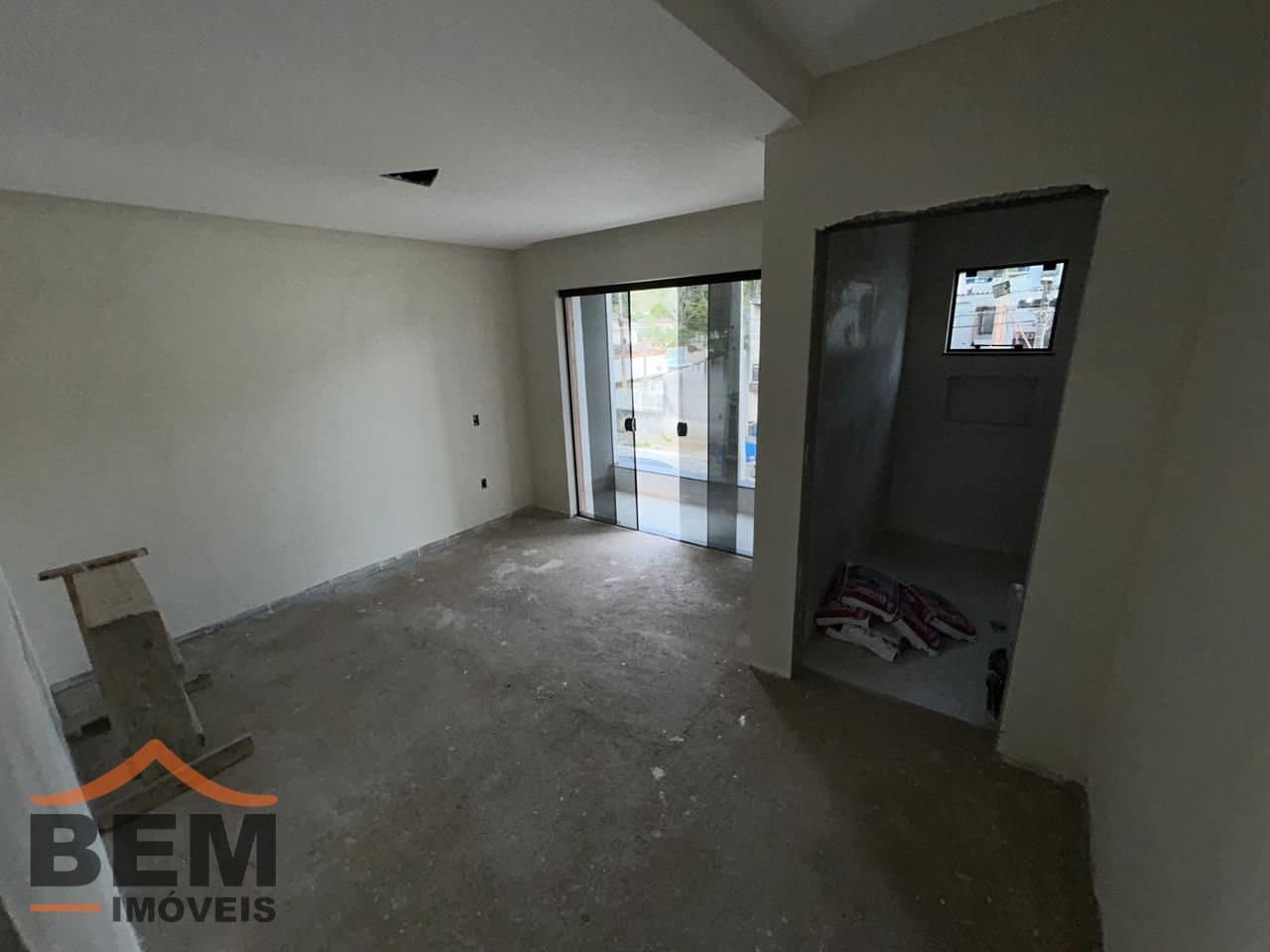 Casa para Venda com 2 quartos e 75m² no bairro Rio Pequeno, em Camboriú