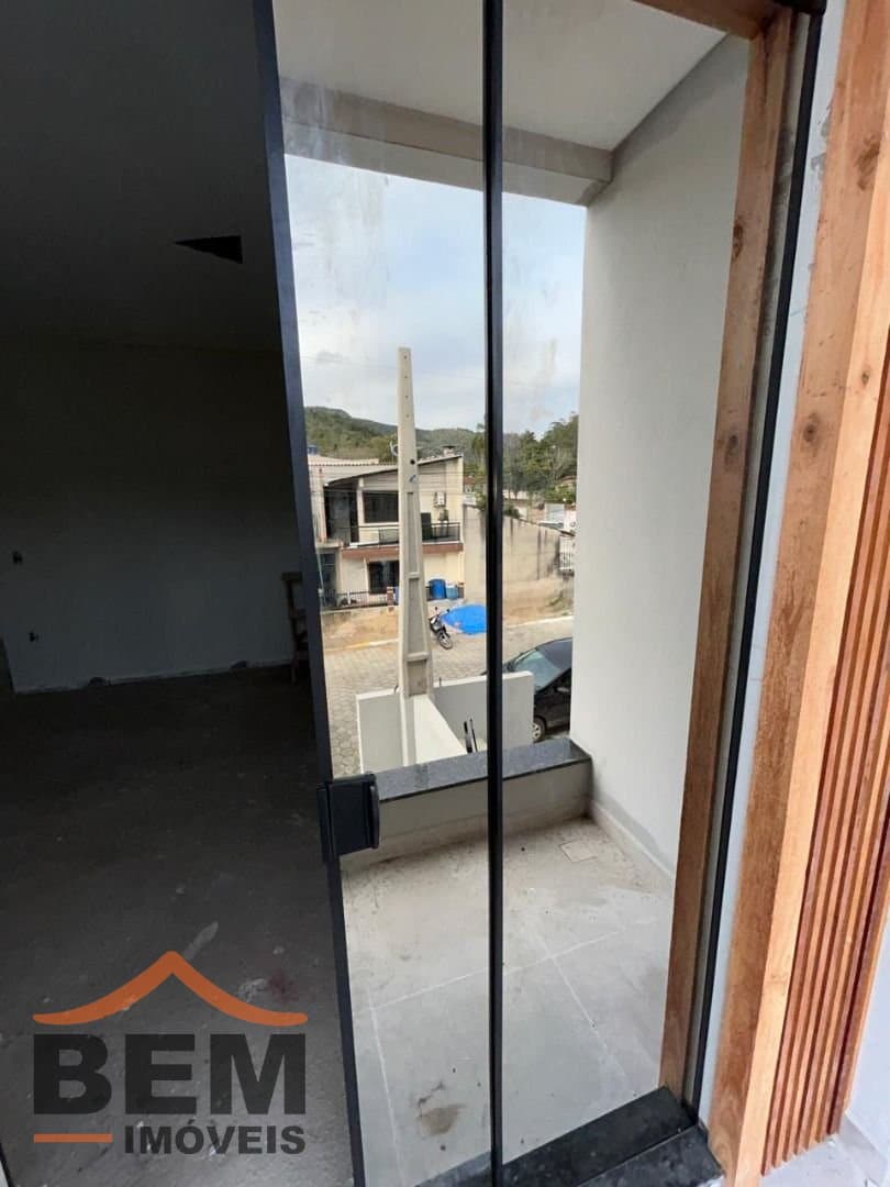 Casa para Venda com 2 quartos e 75m² no bairro Rio Pequeno, em Camboriú