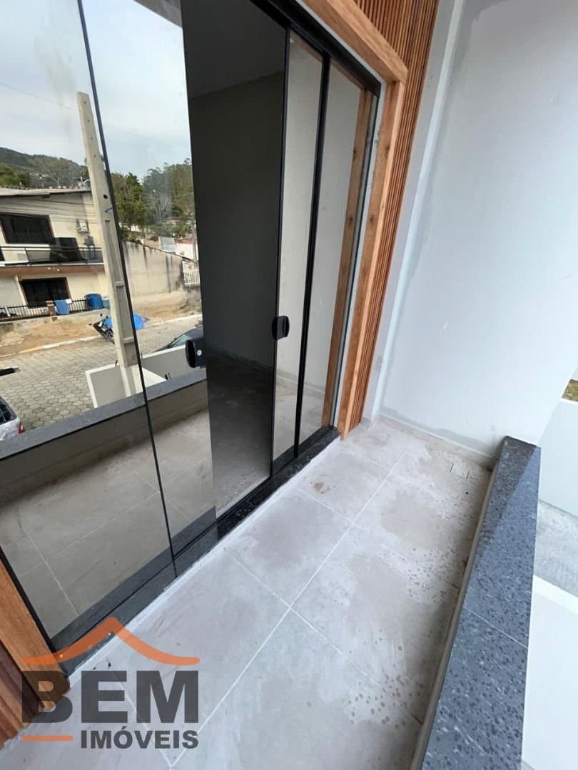 Casa para Venda com 2 quartos e 75m² no bairro Rio Pequeno, em Camboriú