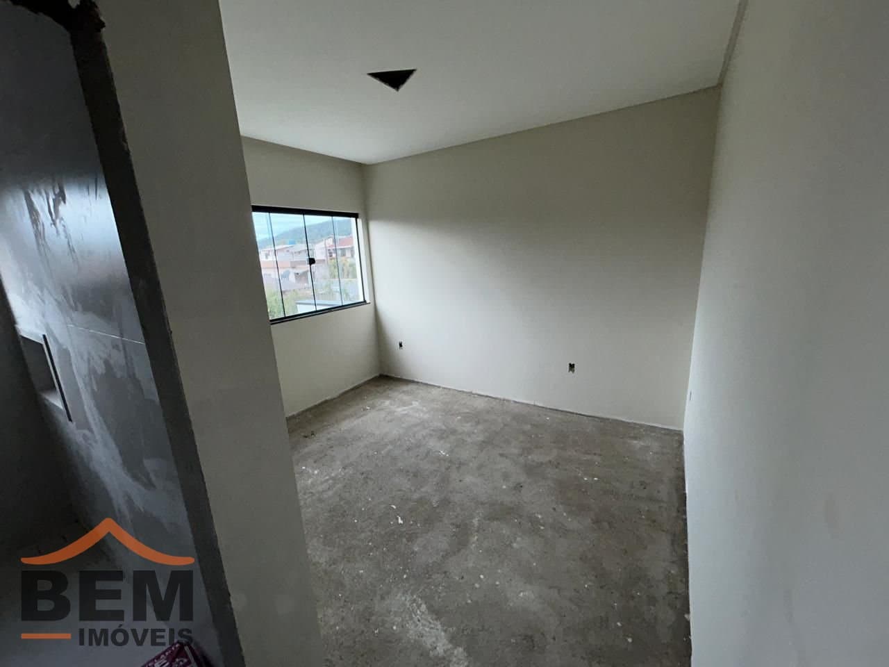 Casa para Venda com 2 quartos e 75m² no bairro Rio Pequeno, em Camboriú