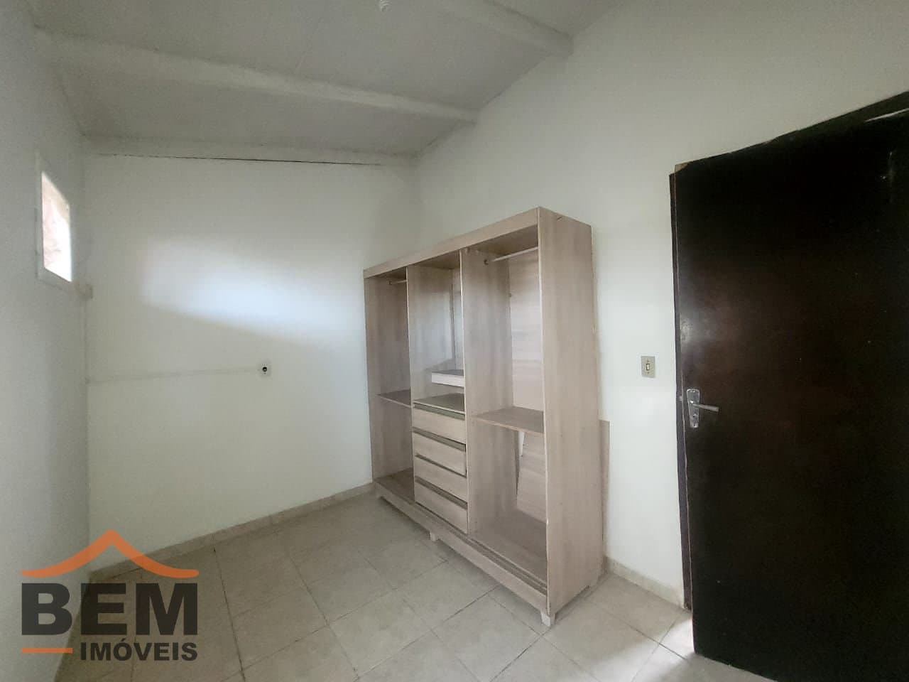 Apartamento para Locação com 1 quarto e 40m² no bairro Centro, em Itajaí