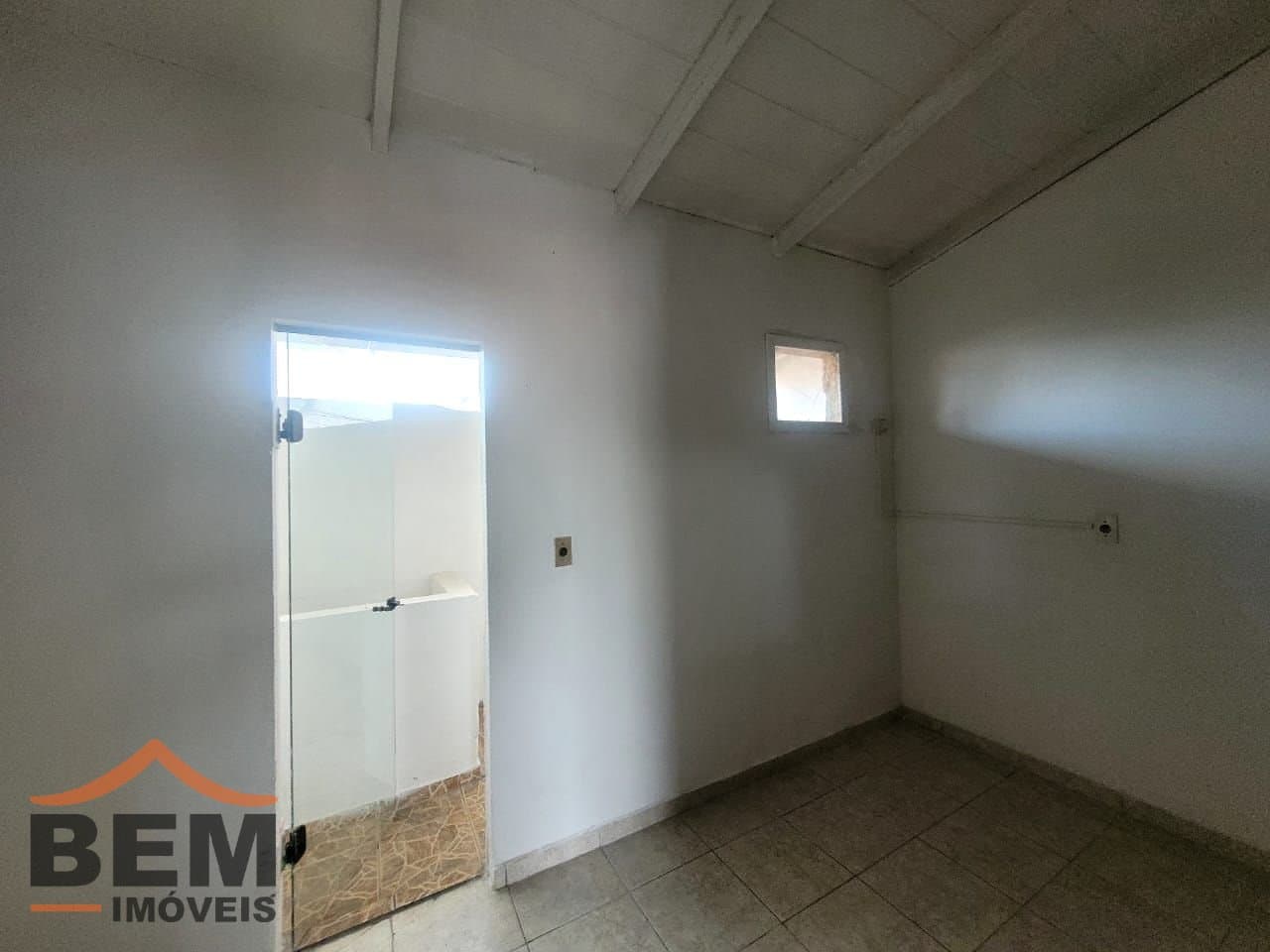 Apartamento para Locação com 1 quarto e 40m² no bairro Centro, em Itajaí