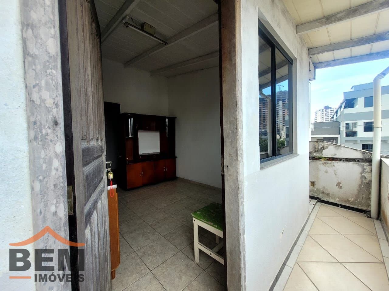 Apartamento para Locação com 1 quarto e 40m² no bairro Centro, em Itajaí