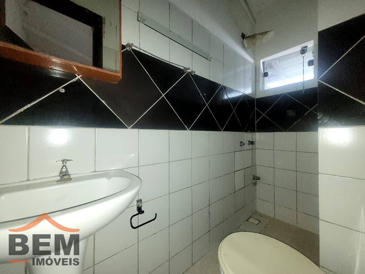 Apartamento para Locação com 1 quarto e 40m² no bairro Centro, em Itajaí
