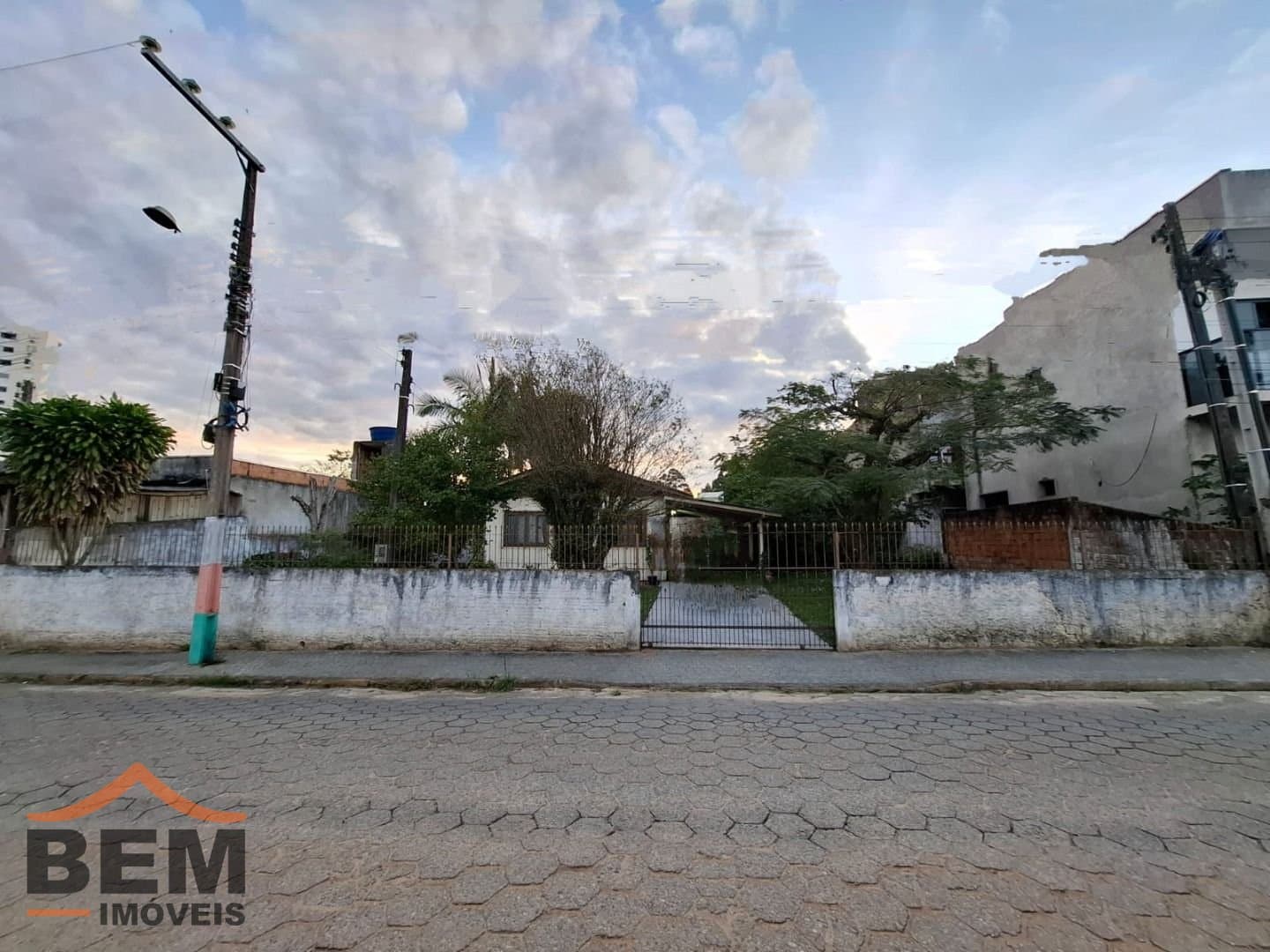 Terreno para Venda no bairro Cedros, em Camboriú
