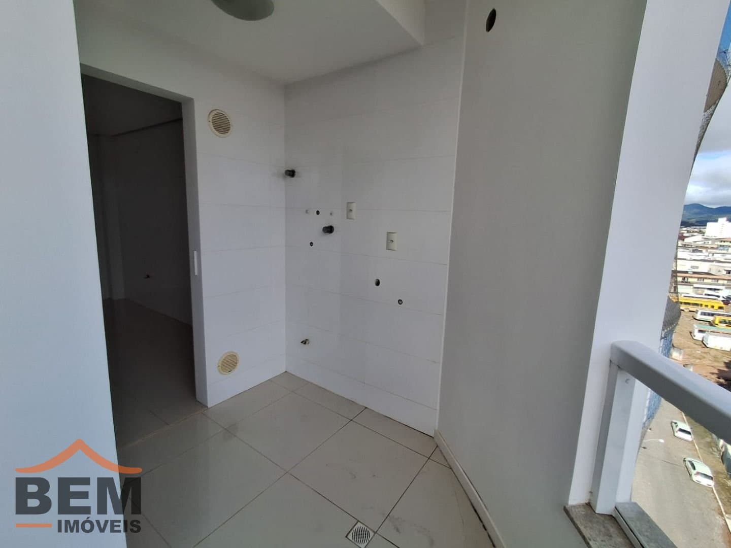 Apartamento para Venda com 2 quartos e 77m² no bairro Centro, em Camboriú